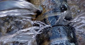 كشف تسربات المياه